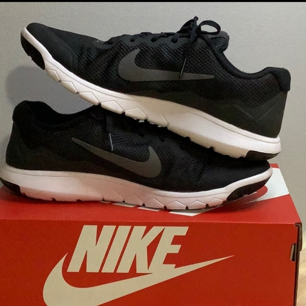 Nike shoes